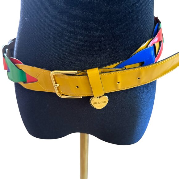 VINTAGE MOSCHINO LEATHER BELT SIZE XS/S - Picture 1 of 10
